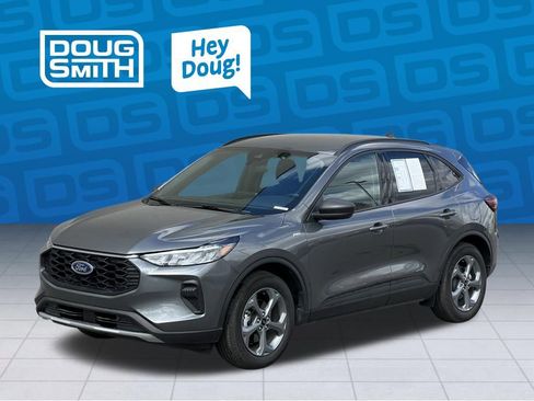 Used 2025 Ford Escape ST-Line FWD image 2