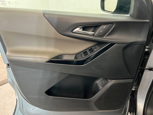 Certified 2025 Chevrolet Equinox LT w/ Convenience Package II image 15