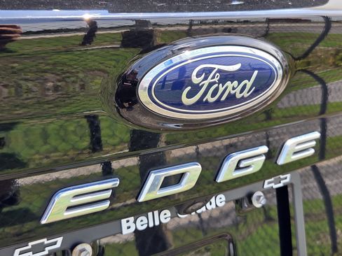 Used 2023 Ford Edge SEL w/ Convenience Package AWD/4WD image 14