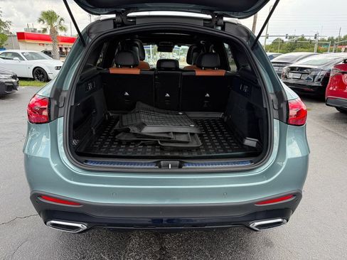 Used 2025 Mercedes-Benz GLC 300 4MATIC image 25