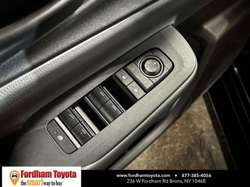 Used 2024 Toyota Prius LE image 14