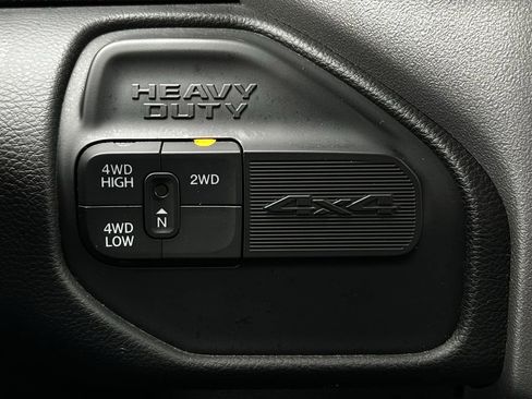 Used 2024 RAM 3500 Big Horn AWD/4WD image 22