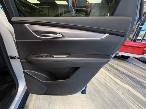 Used 2019 Cadillac XT5 Luxury AWD/4WD image 46