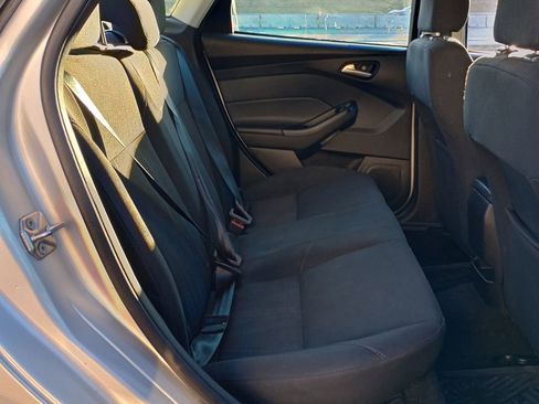 Used 2017 Ford Focus SE image 19