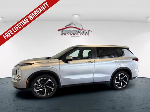 Used 2024 Mitsubishi Outlander FWD image 20