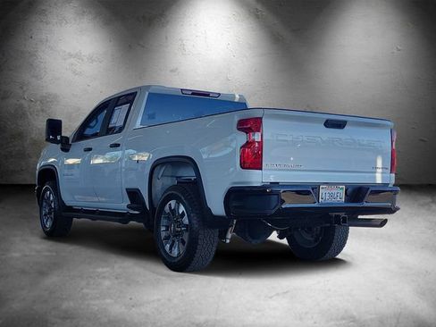 Certified 2025 Chevrolet Silverado 2500 Custom AWD/4WD image 4