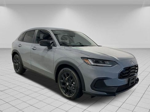 New 2025 Honda HR-V Sport image 9