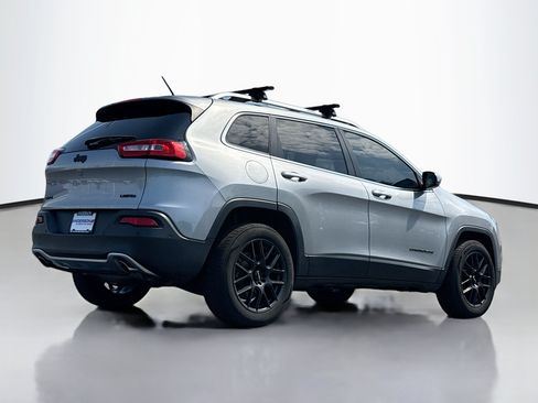 Used 2014 Jeep Cherokee Limited w/ Technology Group AWD/4WD image 2
