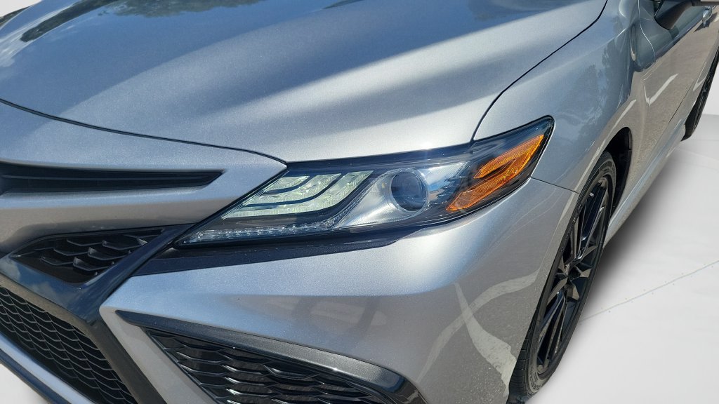 Used 2023 Toyota Camry XSE FWD image 25