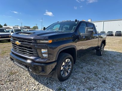 Used 2024 Chevrolet Silverado 2500 Custom w/ Custom Value Package