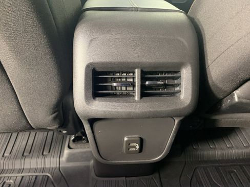 Used 2020 GMC Terrain SLE w/ Driver Convenience Package FWD image 32