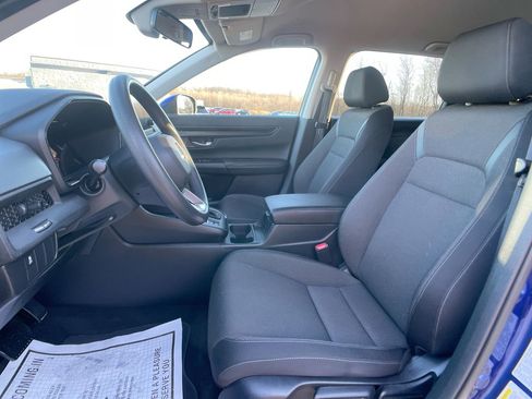 Used 2025 Honda CR-V LX image 12