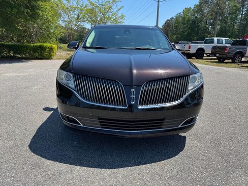 Used 2014 Lincoln MKT AWD w/ Equipment Group 201A image 27