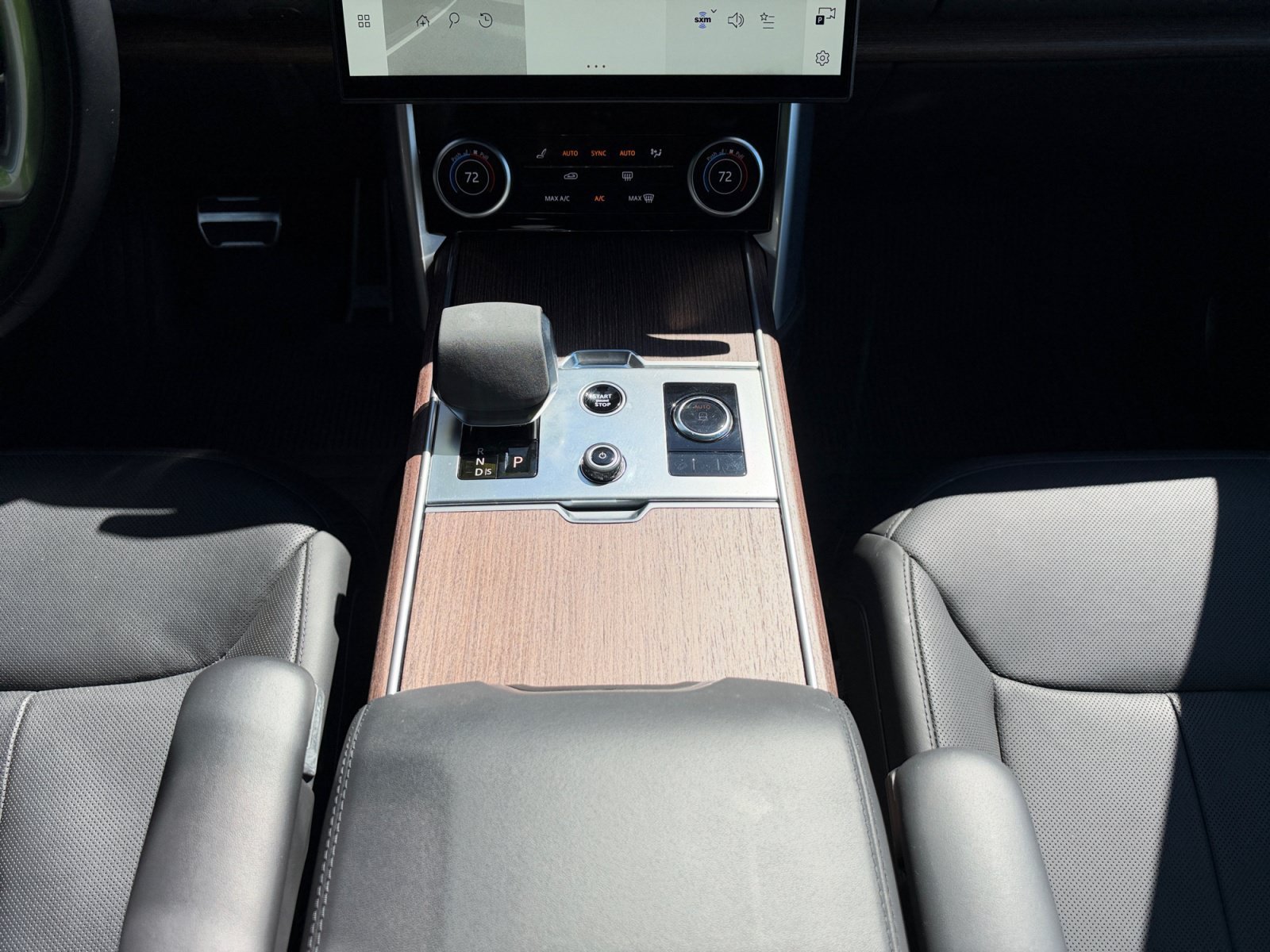 Used 2023 Land Rover Range Rover SE AWD/4WD image 14