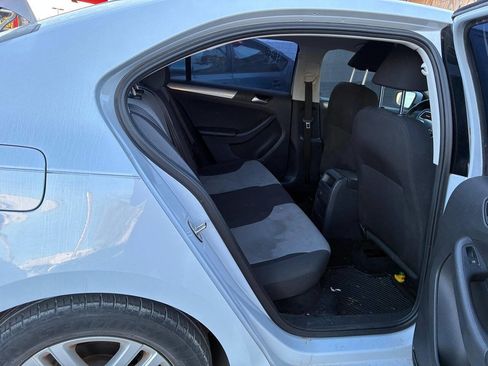 Used 2018 Volkswagen Jetta S image 17