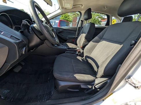 Used 2018 Ford Focus S FWD image 16