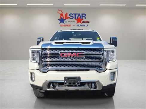 Used 2022 GMC Sierra 2500 Denali image 2