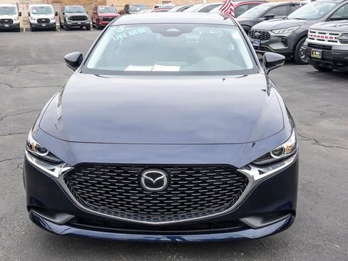 Used 2025 MAZDA MAZDA3 s FWD image 3
