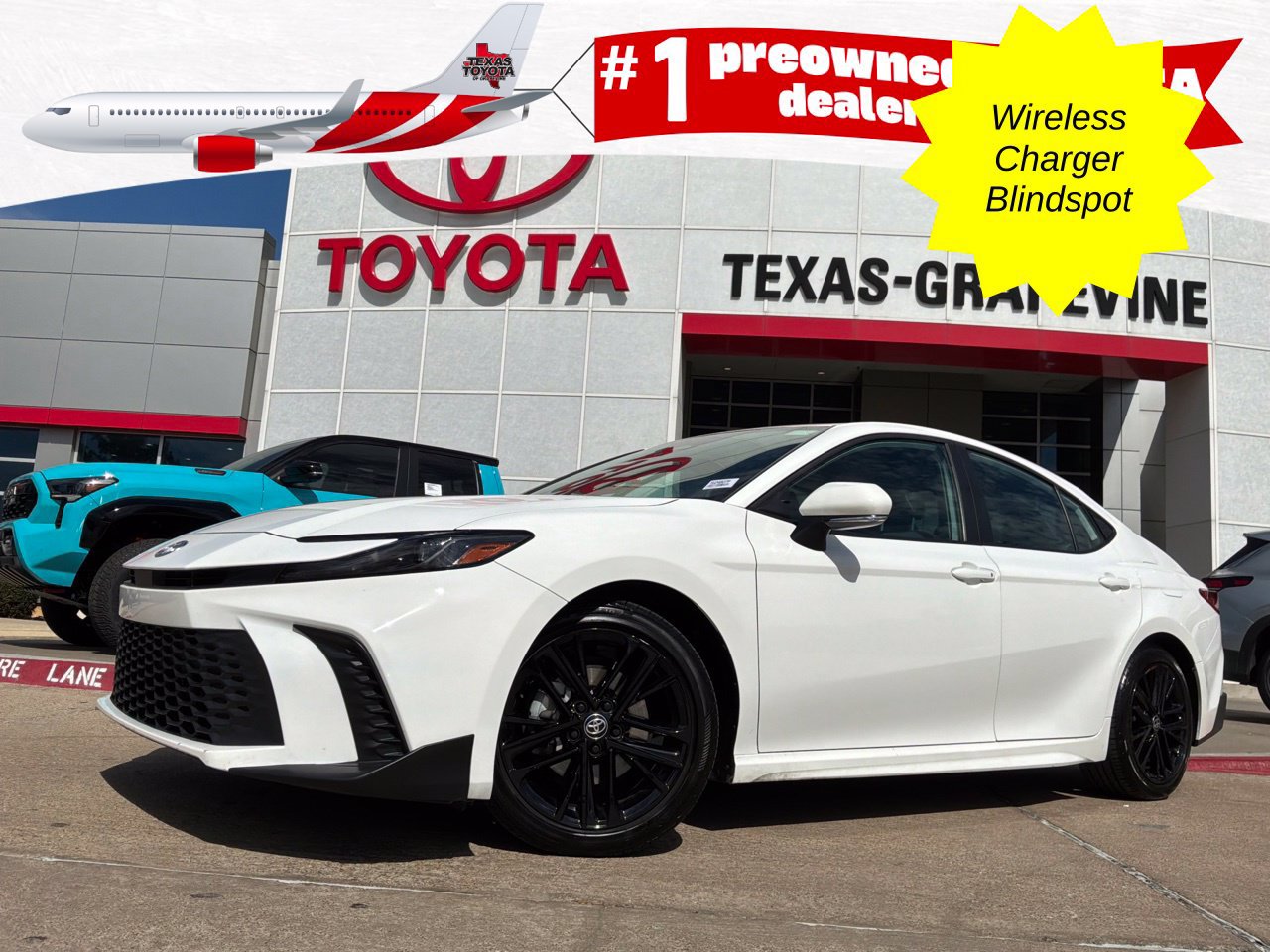 Used 2026 Toyota Camry SE FWD image 1