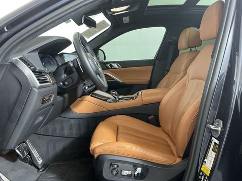Used 2022 BMW X6 xDrive40i w/ Executive Package image 23