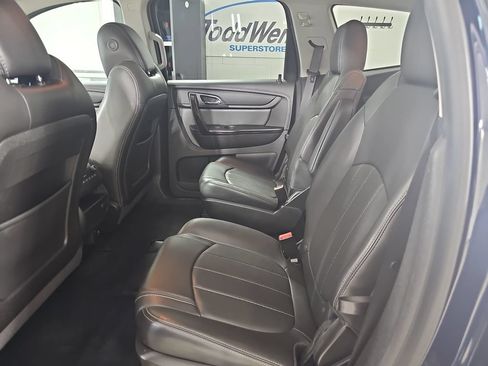 Certified 2017 Chevrolet Traverse Premier FWD image 19