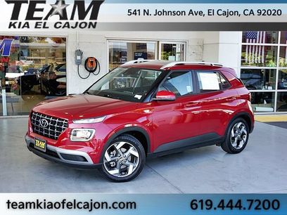 Used 2022 Hyundai Venue SEL w/ Cargo Package
