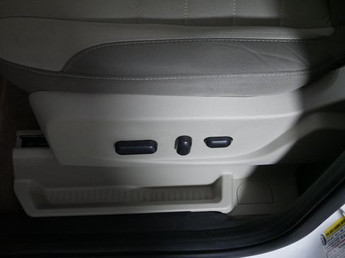 Used 2015 Ford Escape SE FWD image 20