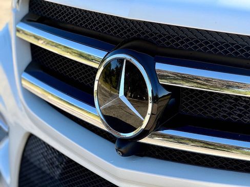 Used 2014 Mercedes-Benz GL 63 AMG 4MATIC image 13