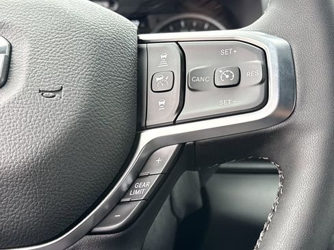New 2026 RAM 2500 Big Horn AWD/4WD image 13