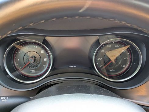 Used 2023 Dodge Charger SXT image 20