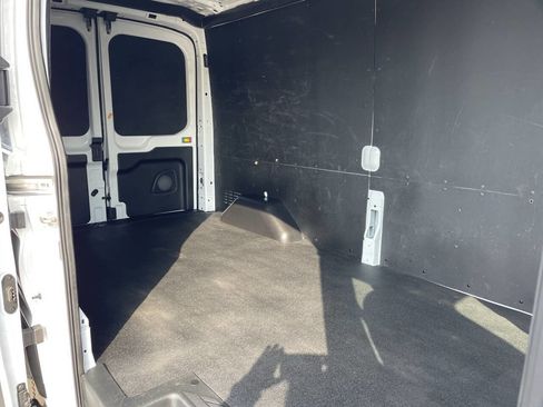 Used 2024 Ford Transit 250 148 Medium Roof w/ Load Area Protection Package image 8
