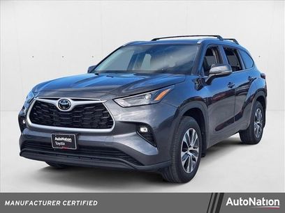 Certified 2024 Toyota Highlander XLE