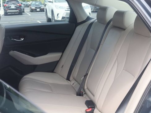 Used 2023 Honda Accord Touring image 27