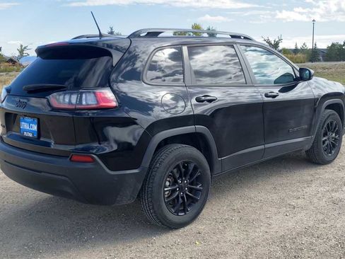 Certified 2023 Jeep Cherokee Altitude Lux image 8