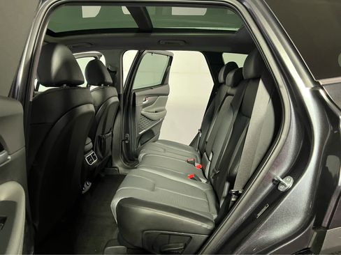 Used 2023 Hyundai Santa Fe SEL w/ Premium Package image 24