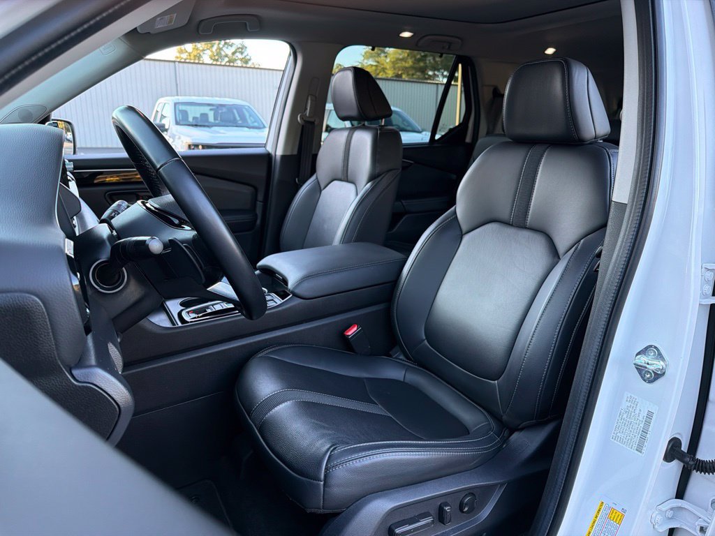 Used 2024 Honda Pilot Touring image 20