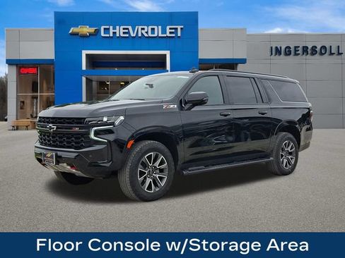 Used 2024 Chevrolet Suburban Z71 w/ Luxury Package AWD/4WD image 34