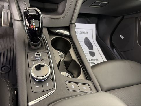 Certified 2024 Cadillac XT5 Sportv w/ Technology Package AWD/4WD image 25