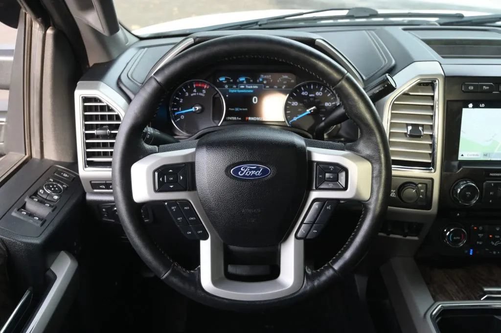 Used 2017 Ford F350 Lariat w/ Lariat Ultimate Package AWD/4WD image 44