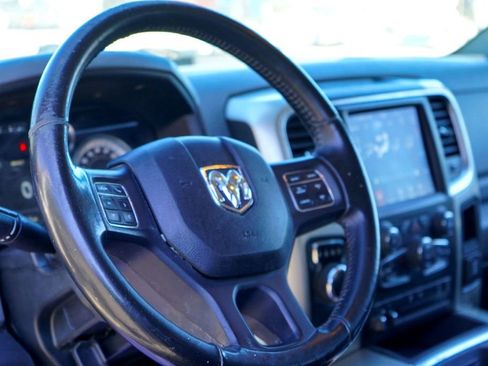 Used 2018 RAM 1500 Lone Star image 9