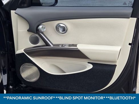 Used 2023 Genesis GV60 Advanced image 9