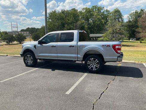 Used 2022 Ford F150 XL w/ STX Appearance Package AWD/4WD image 12