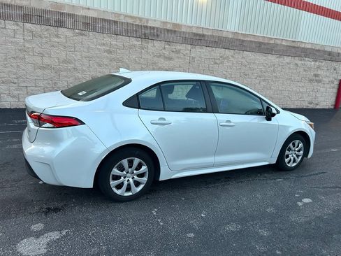 Used 2024 Toyota Corolla LE FWD image 6