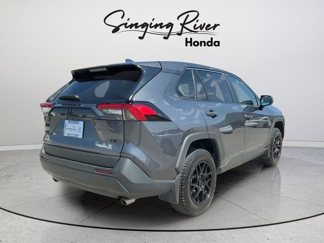 Used 2022 Toyota RAV4 LE FWD image 7