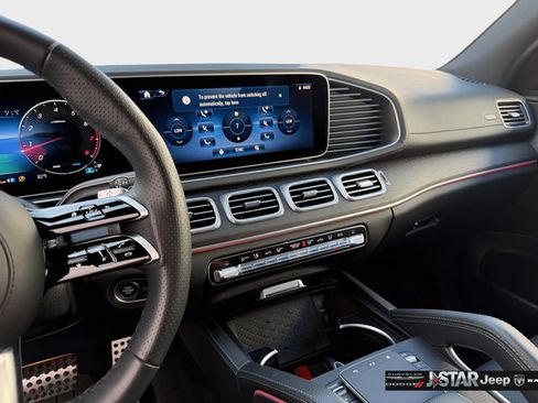 Used 2025 Mercedes-Benz GLS 450 4MATIC w/ AMG Line Exterior image 20