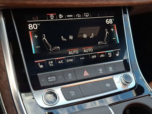 Used 2025 Audi Q7 3.0T Premium Plus image 16