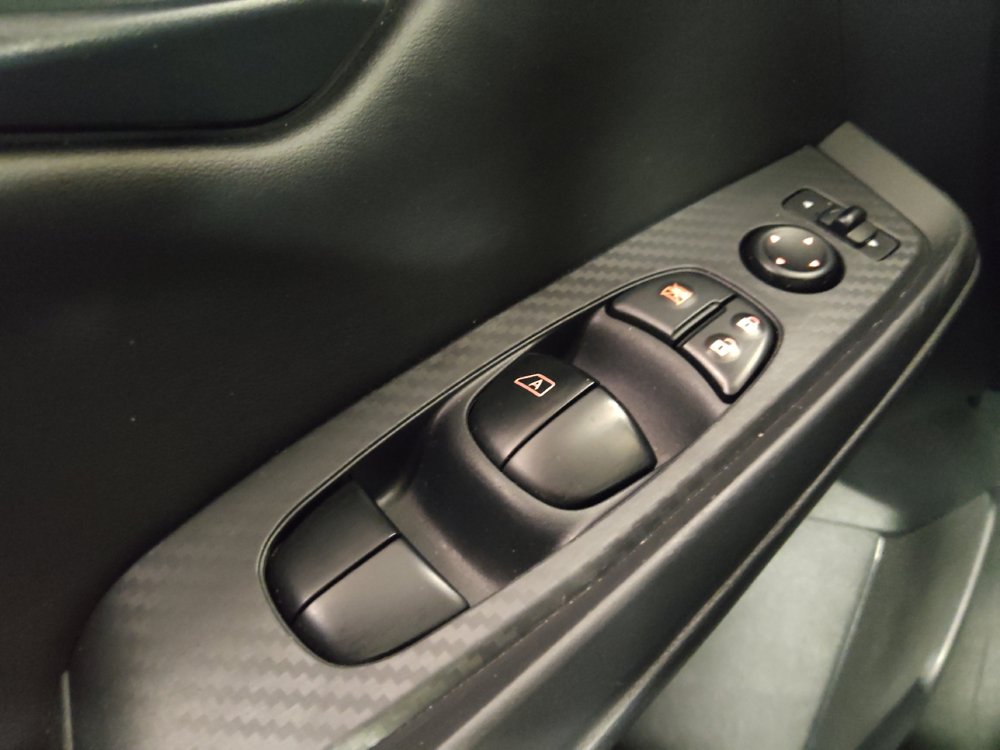Used 2025 Nissan Sentra S FWD image 27
