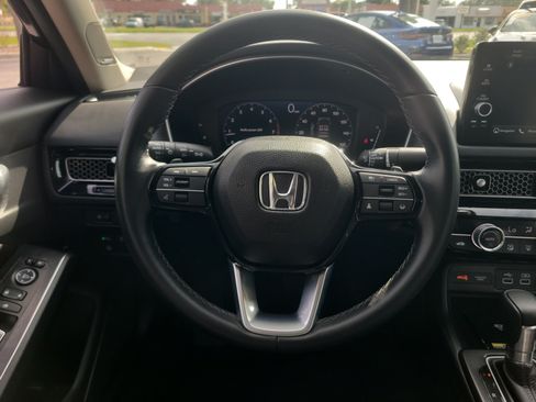 Used 2024 Honda Civic Touring image 16