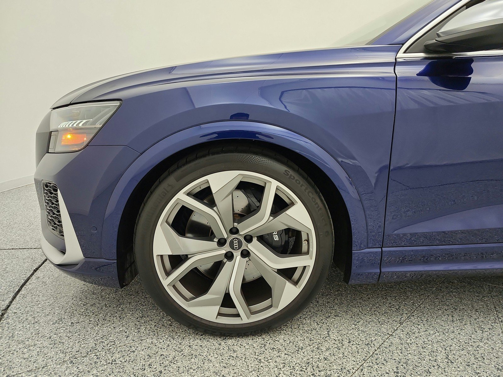 Used 2024 Audi RS Q8 AWD/4WD image 18