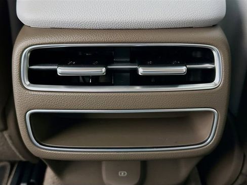 New 2026 Genesis GV70 2.5T Advanced AWD/4WD image 18